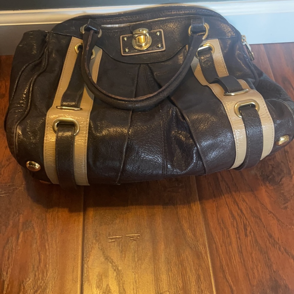 Authentic Marc Jacobs Handbag - Picture 4 of 5